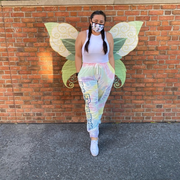 ‼️ALL ITEMS ON SALE! MUST GO!‼️ Make me an offer & bring these home! 💕 - Picture 3 of 4